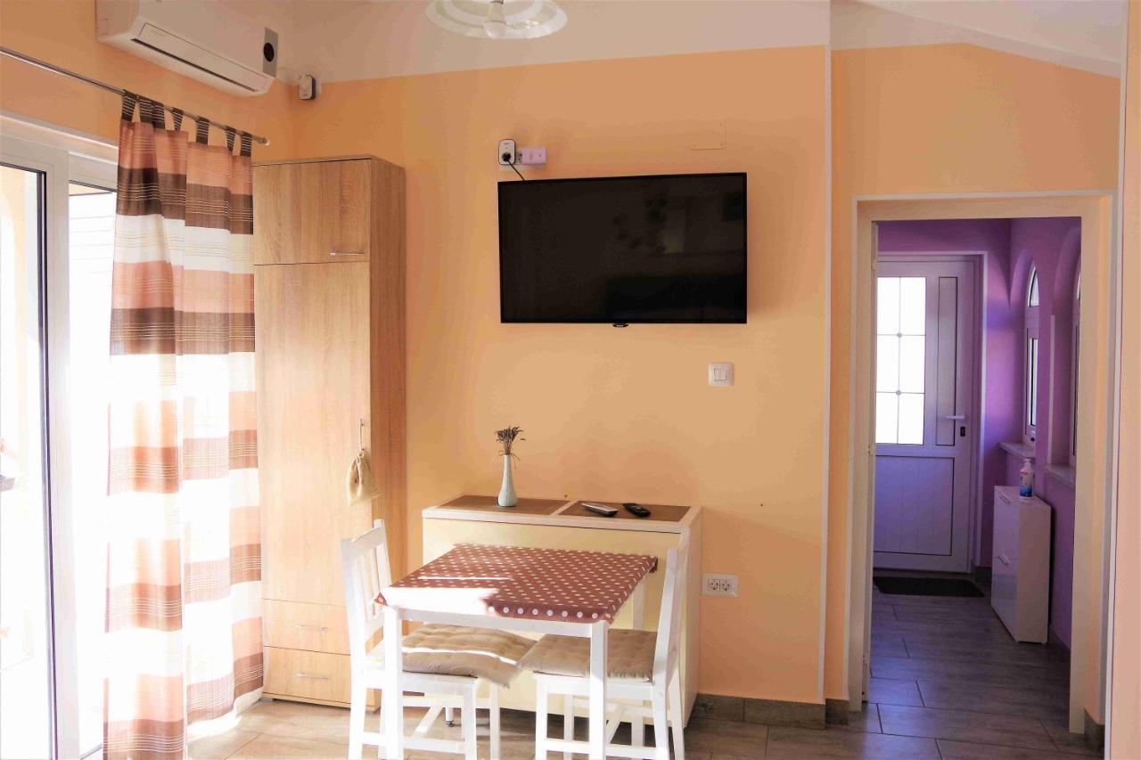 Apartamento Lukovo Panorama Exterior foto